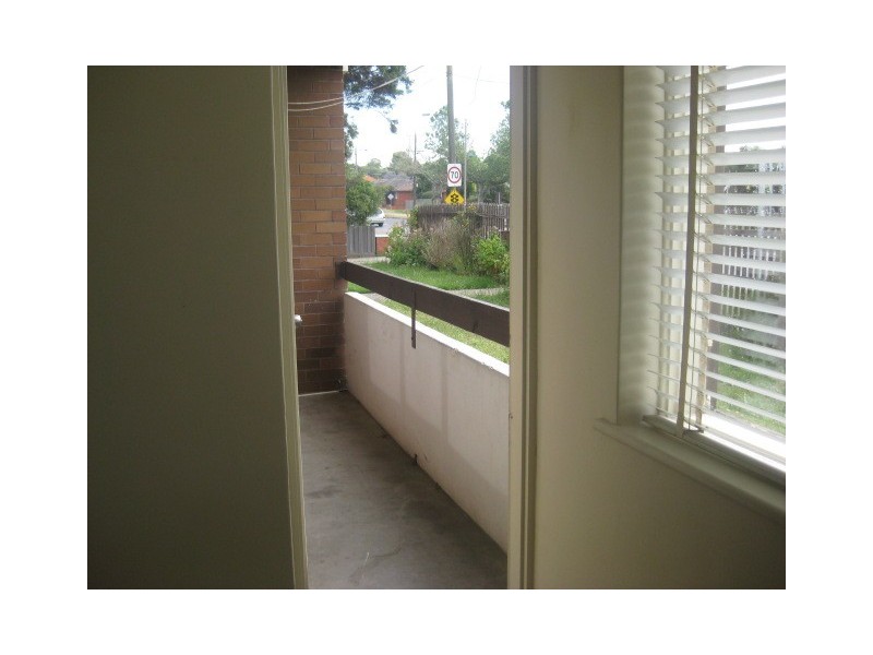 2/ 1A Whitworth Ave, Springvale VIC 3171