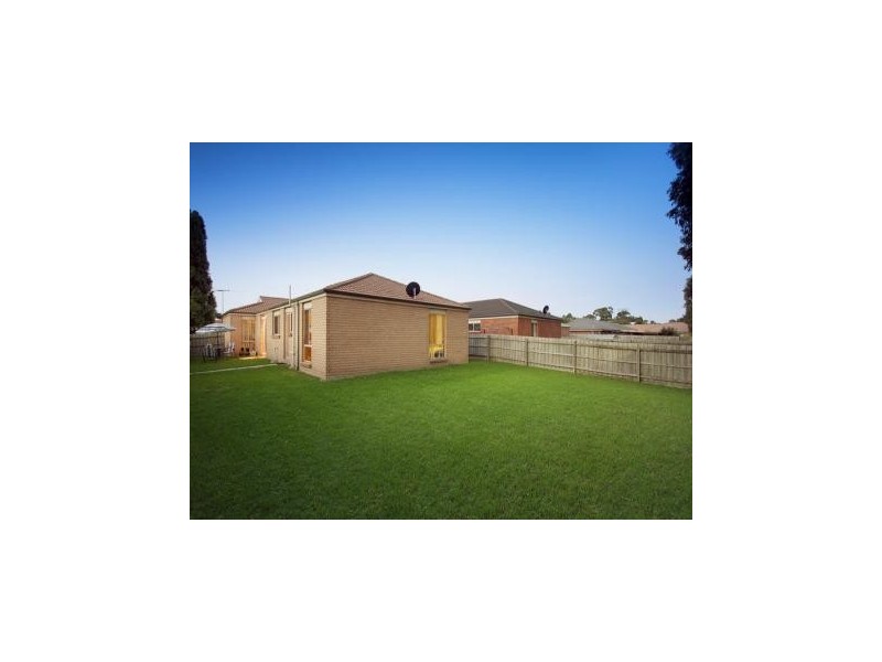 14 Capri Court, Pakenham VIC 3810