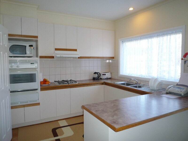 25 Baringa Park Drive, Narre Warren South VIC 3805