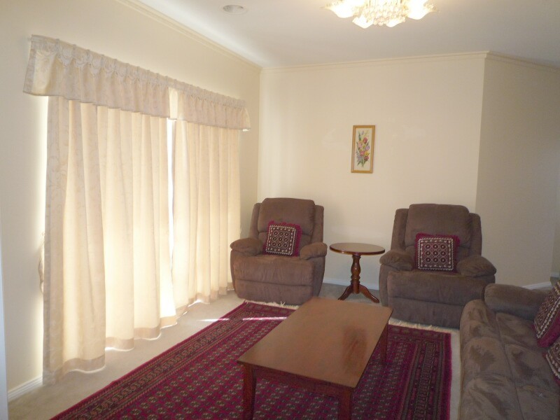 25 Baringa Park Drive, Narre Warren South VIC 3805