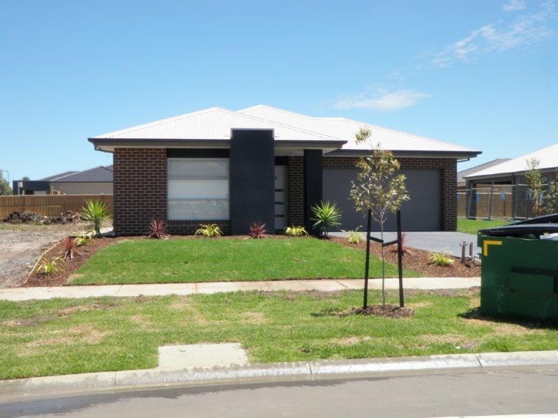 3 Goulburn Street, Cranbourne East VIC 3977