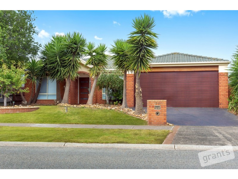 95 The Promenade, Narre Warren South VIC 3805