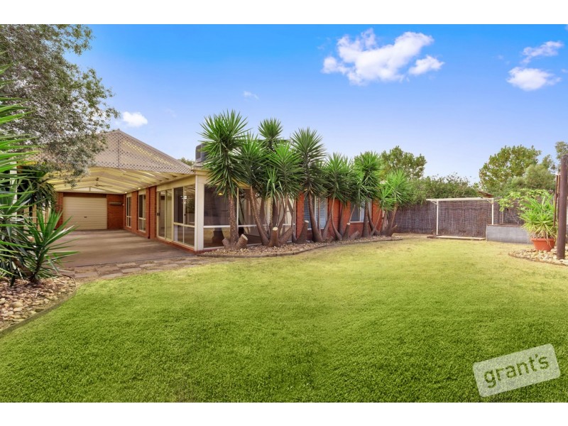 95 The Promenade, Narre Warren South VIC 3805