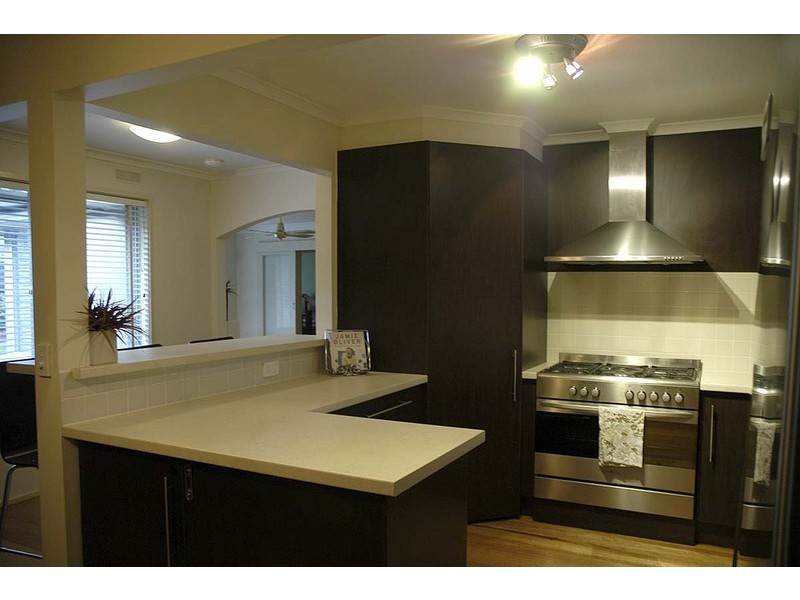 1 Ayr Court, Berwick VIC 3806