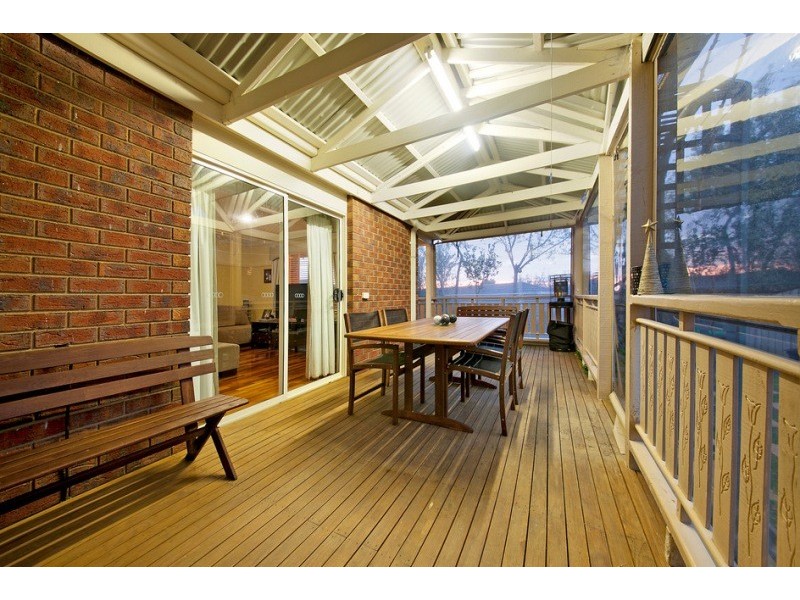 15 Turella Close, Berwick VIC 3806