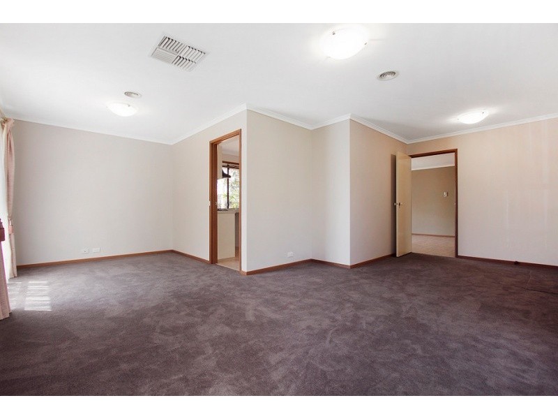 18 Bunerong Court, Narre Warren South VIC 3805