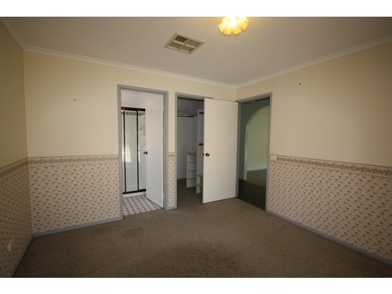 5 Dalbury Place, Narre Warren VIC 3805