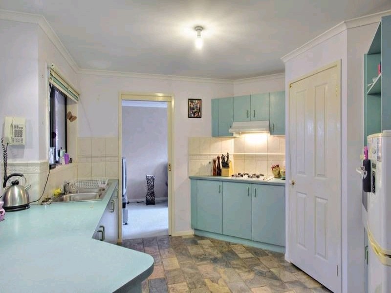 14  Harmon Close, Berwick VIC 3806