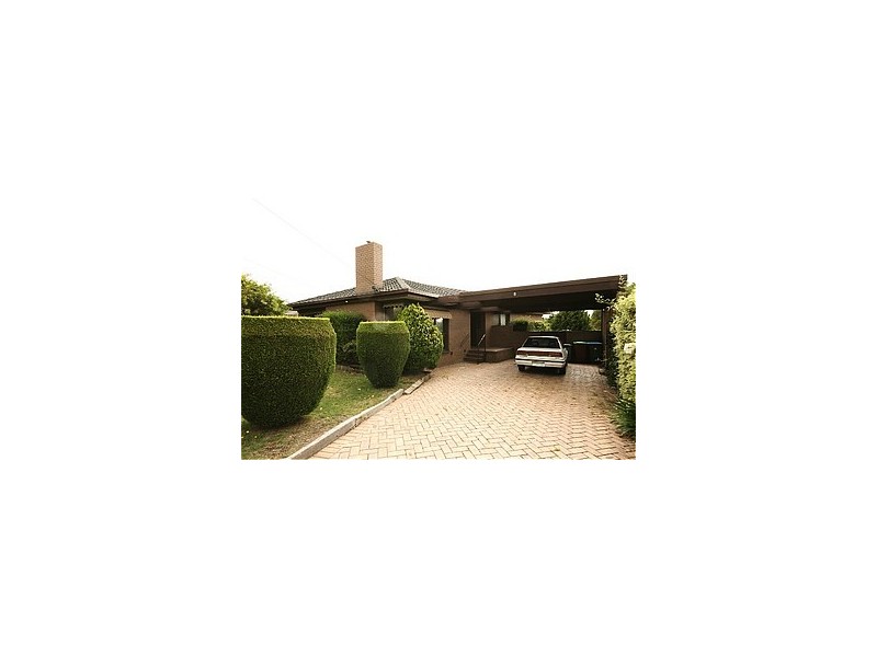 8  Hillbrick Court, Narre Warren VIC 3805