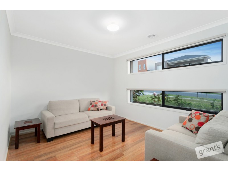 11 Carambola Place, Berwick VIC 3806