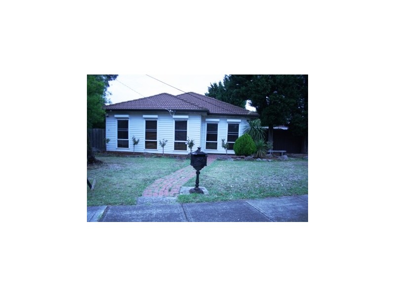 32  McLennan Street, Eumemmerring VIC 3177