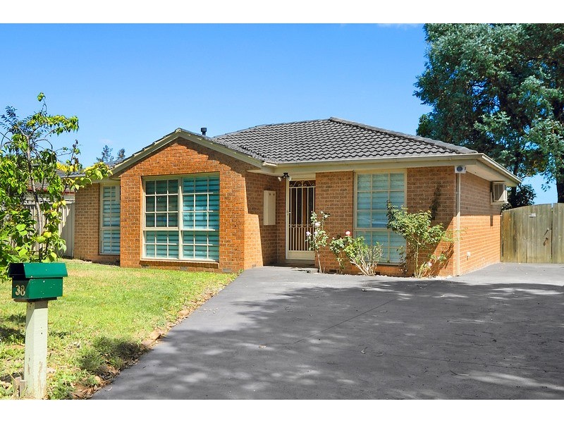 38  Cheviot Ave, Berwick VIC 3806