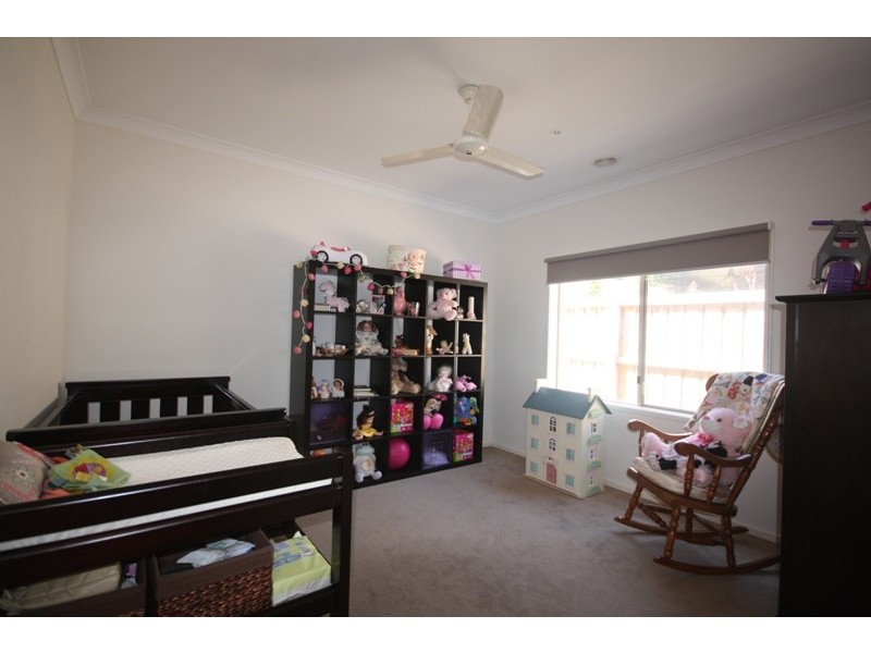 6 Little Gem Way, Berwick VIC 3806