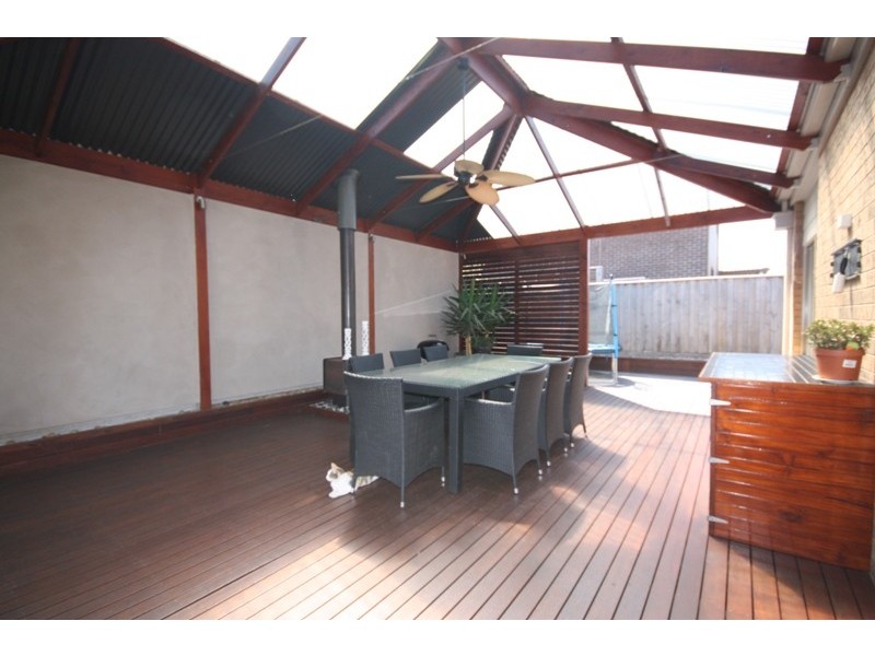 6 Little Gem Way, Berwick VIC 3806