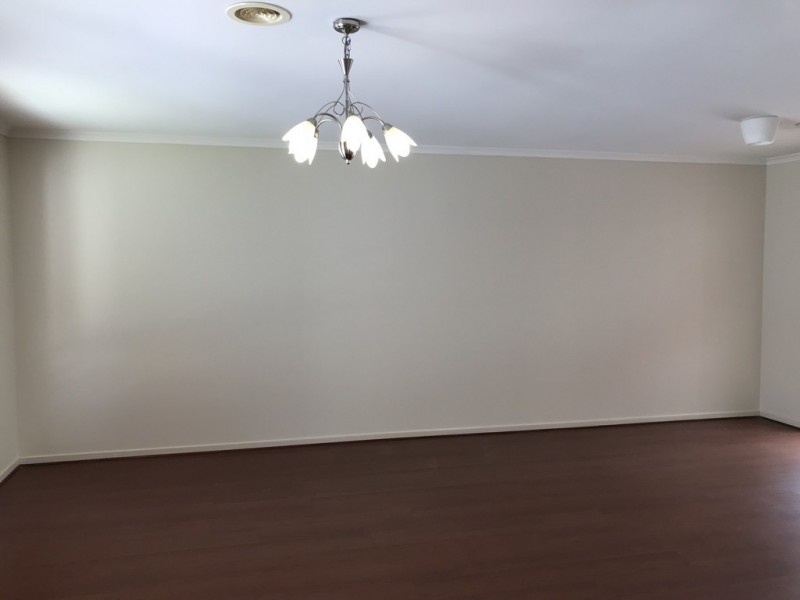 21 Hartsmere Drive, Berwick VIC 3806