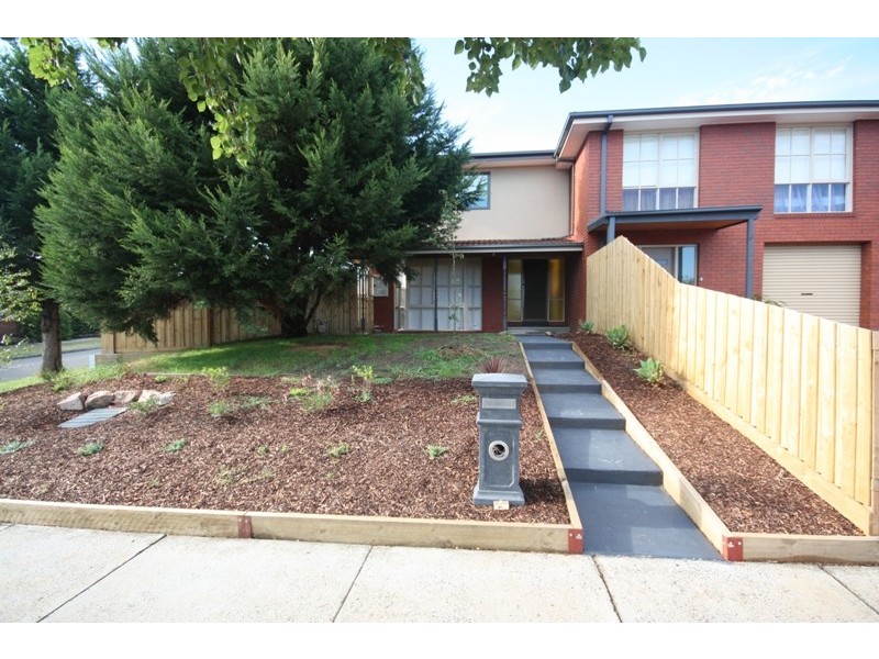 17a Barondi Ave, Narre Warren VIC 3805