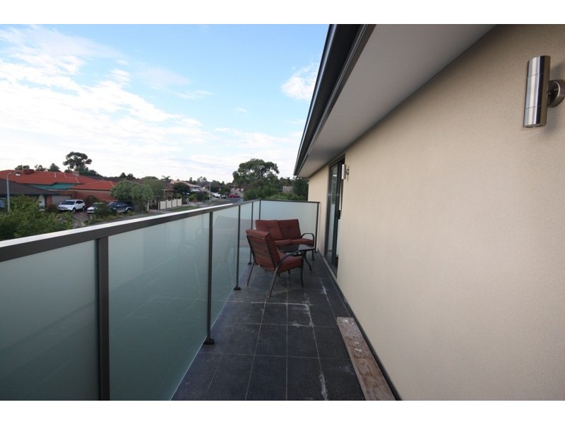 17a Barondi Ave, Narre Warren VIC 3805