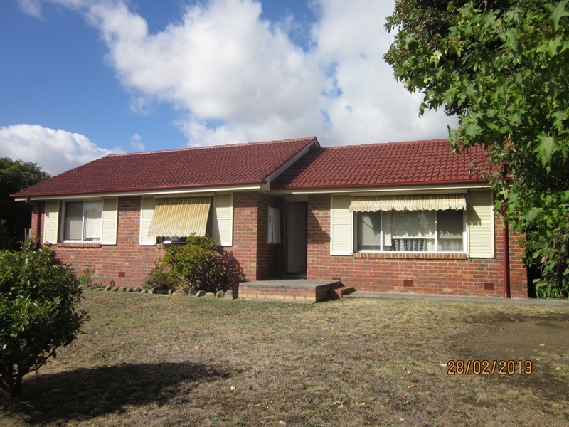 1 Pin Oak Court, Narre Warren VIC 3805