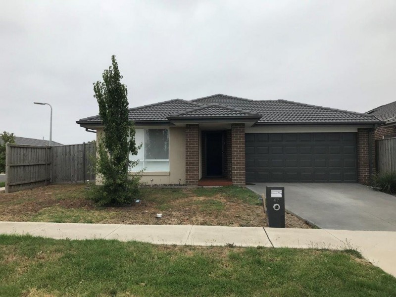 67 Macumba Drive, Clyde North VIC 3978