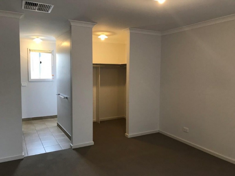 67 Macumba Drive, Clyde North VIC 3978