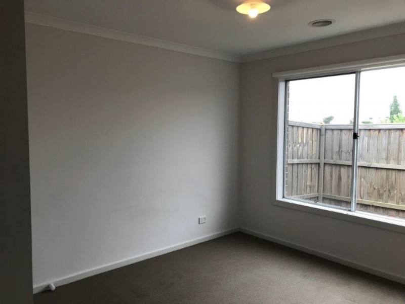 67 Macumba Drive, Clyde North VIC 3978