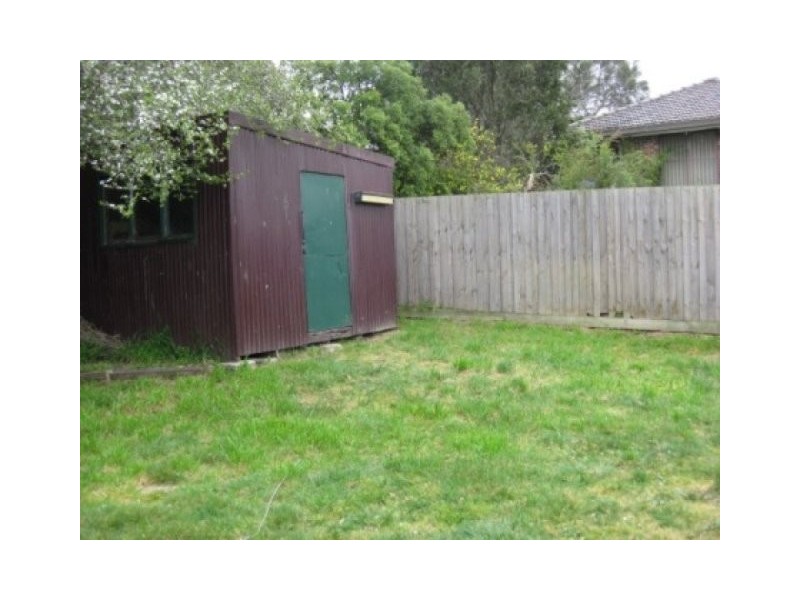 19 Westeligh Cres, Narre Warren VIC 3805