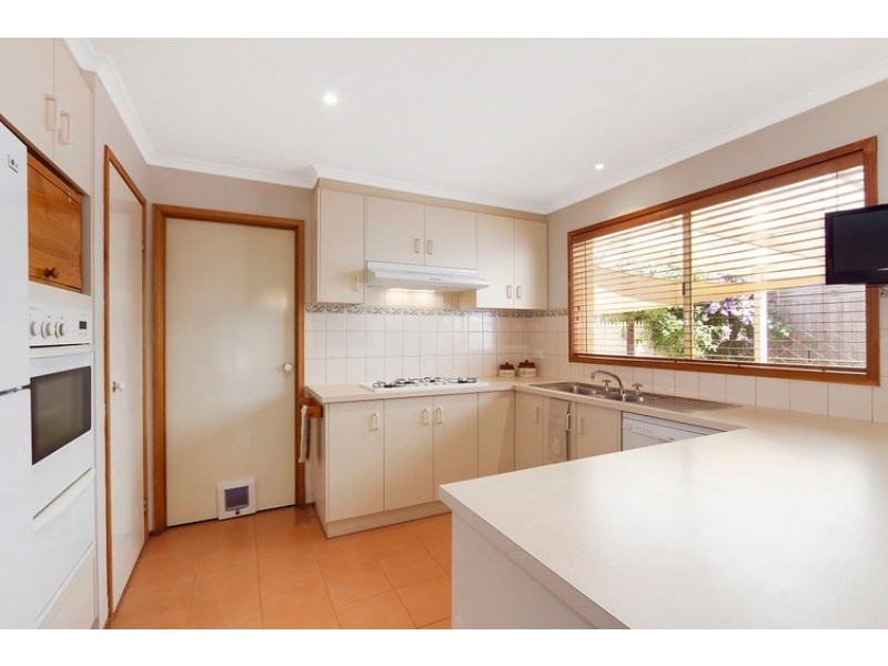 32 Warrawong Drive, Berwick VIC 3806