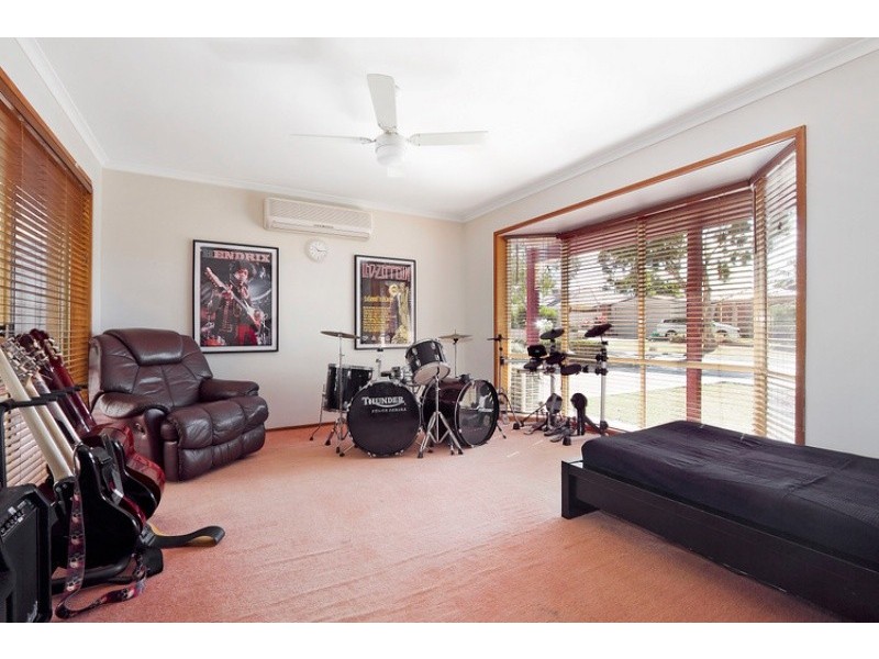 32 Warrawong Drive, Berwick VIC 3806