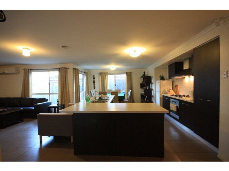 33 Stefan Drive, Berwick VIC 3806