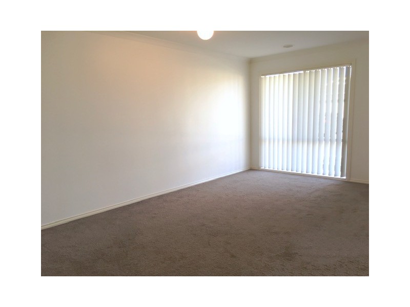 19 Southampton Drive, Langwarrin VIC 3910