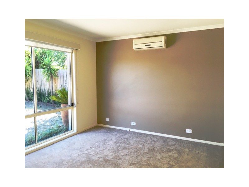 20 Hartsmere Drive, Berwick VIC 3806