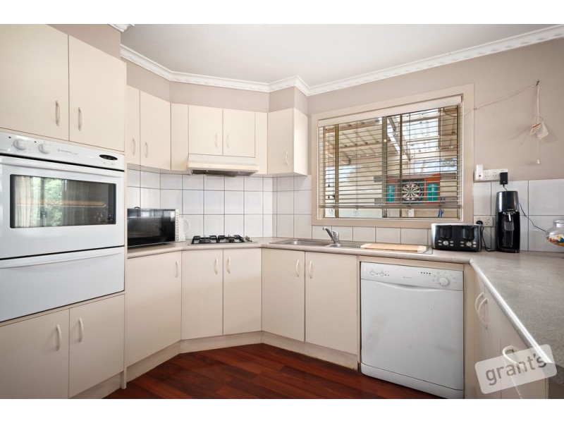 11 Riddleston Court, Narre Warren South VIC 3805