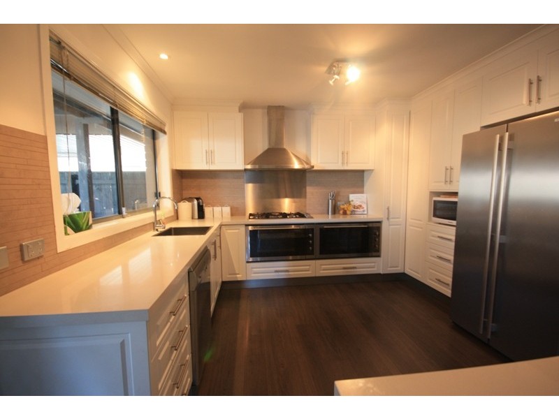 31 Cottswold Avenue, Narre Warren VIC 3805