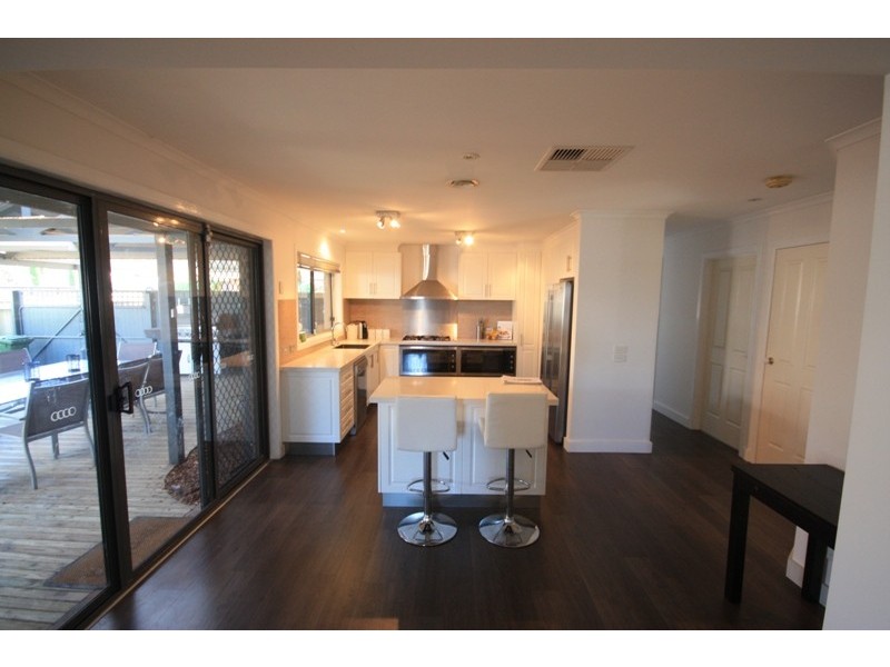 31 Cottswold Avenue, Narre Warren VIC 3805