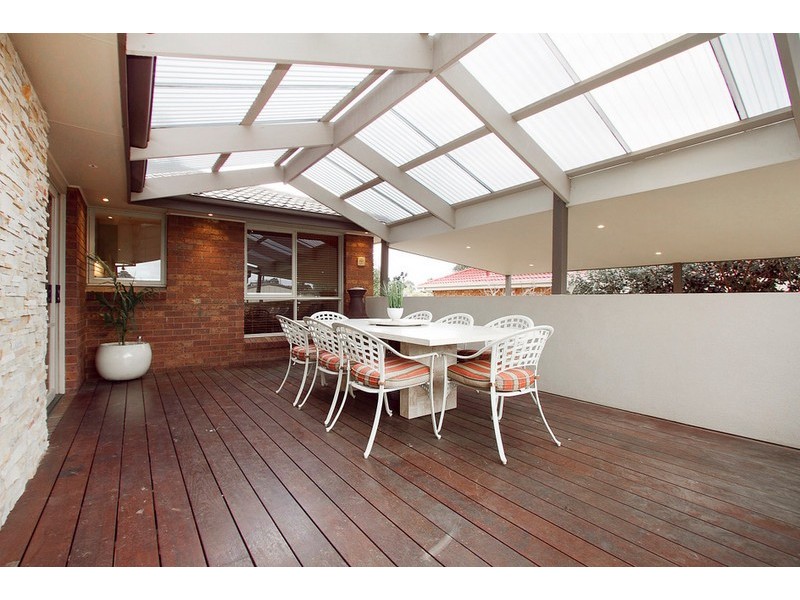 8 Francis Court, Narre Warren VIC 3805