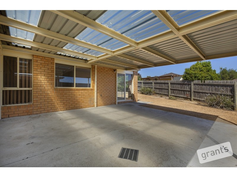 27 Turella Close, Berwick VIC 3806