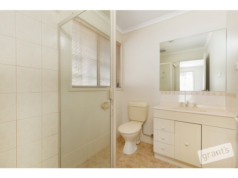 27 Turella Close, Berwick VIC 3806