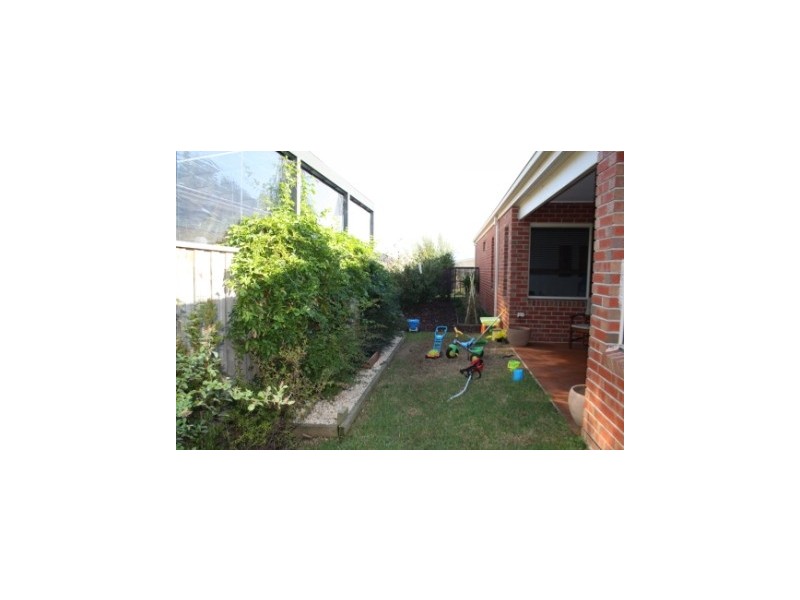 2 Florida Court, Berwick VIC 3806