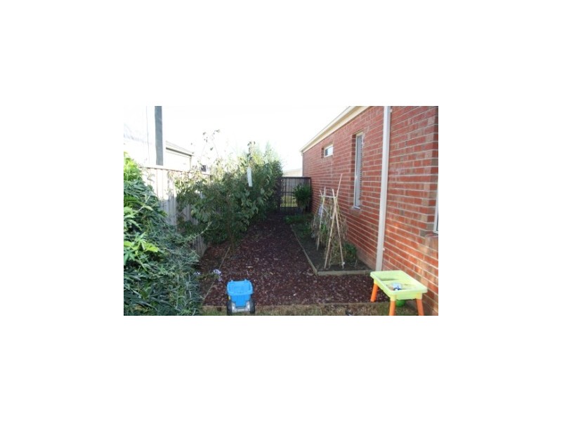 2 Florida Court, Berwick VIC 3806