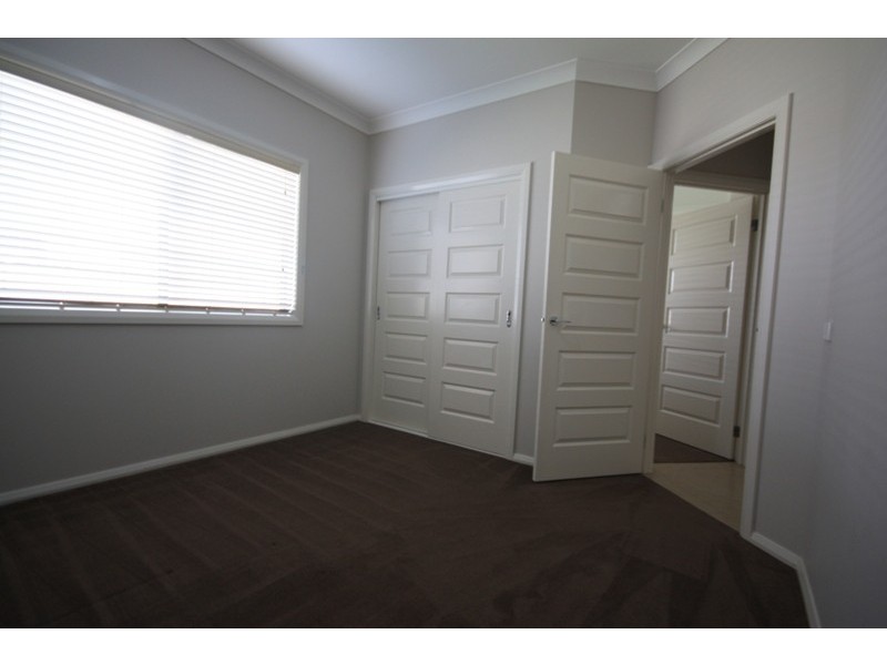 81 Thunderbolt Drive, Cranbourne East VIC 3977