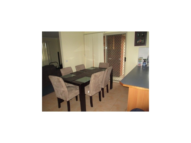 18 Adrian Drive, Pakenham VIC 3810