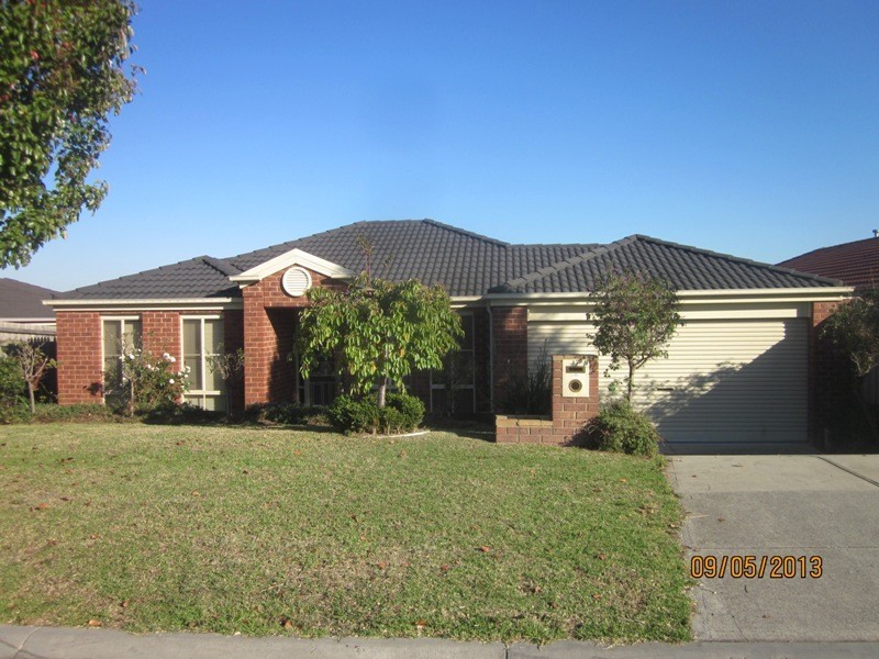 17 Turella Close, Berwick VIC 3806