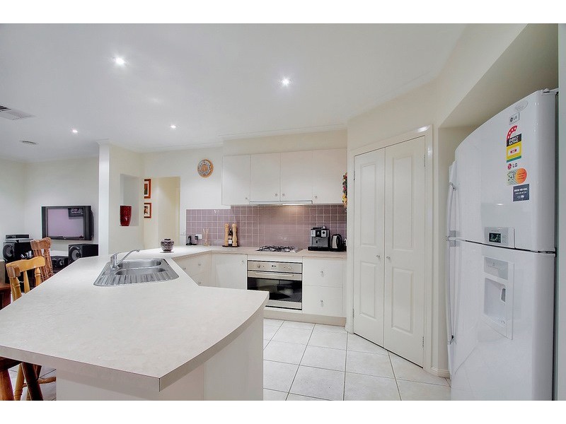 56 Hartsmere Drive, Berwick VIC 3806