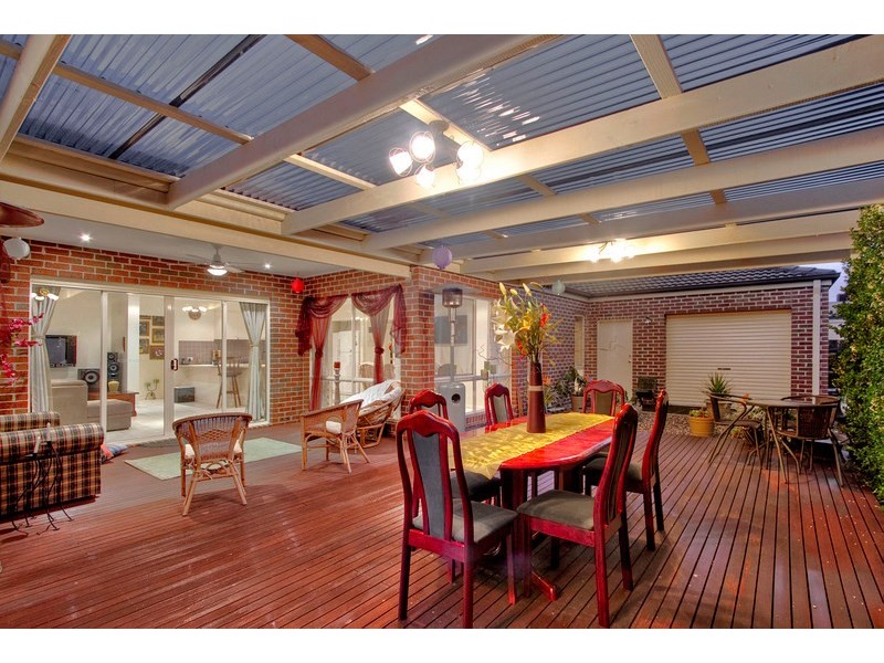 56 Hartsmere Drive, Berwick VIC 3806