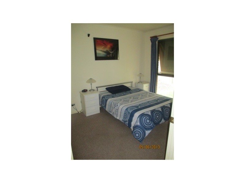 2/10 Rogers Street, Pakenham VIC 3810