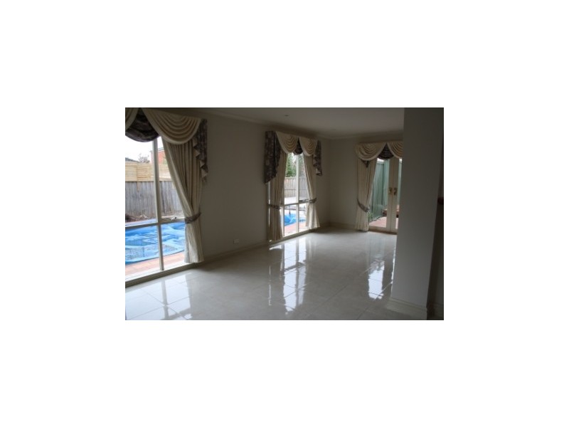 120 Berwick Springs Boulevard, Narre Warren South VIC 3805