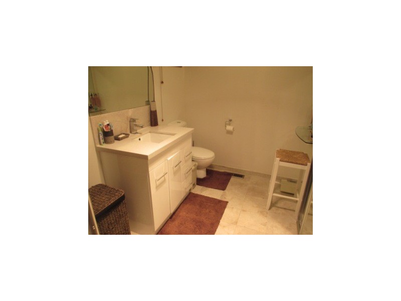 15 Hughes Close, Endeavour Hills VIC 3802