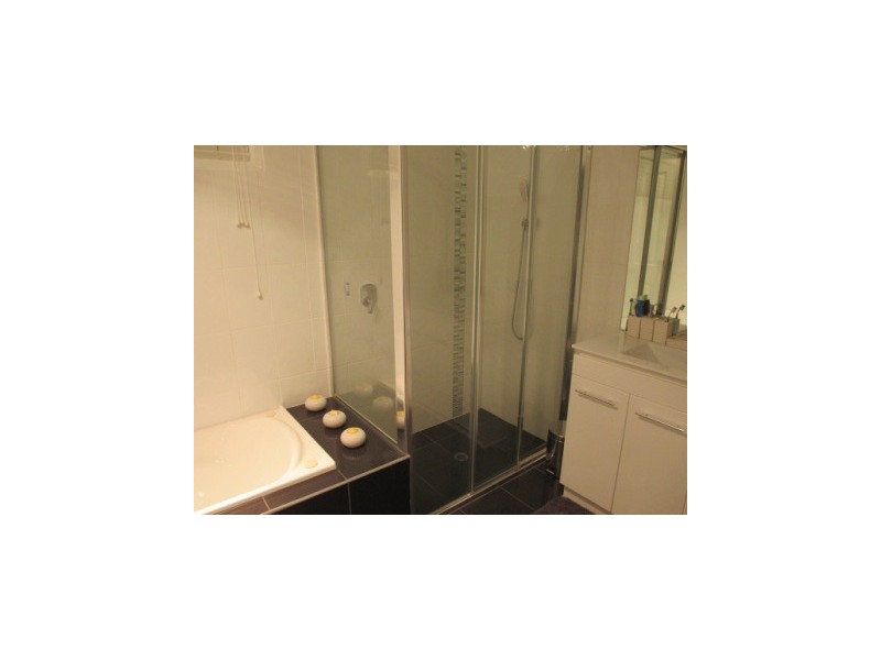 15 Hughes Close, Endeavour Hills VIC 3802