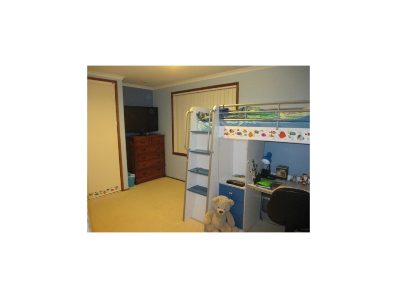 15 Hughes Close, Endeavour Hills VIC 3802