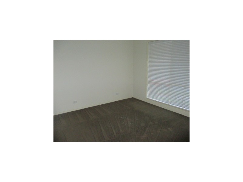 3 Scarlet Crescent, Pakenham VIC 3810